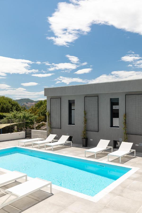 Cove Suites Nea Iraklitsa Exteriér fotografie