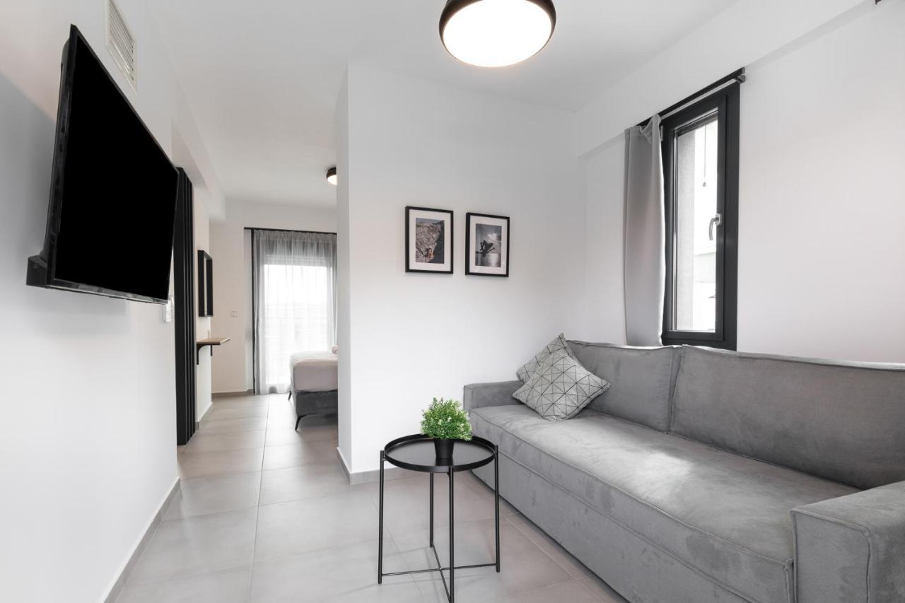 Cove Suites Nea Iraklitsa Exteriér fotografie